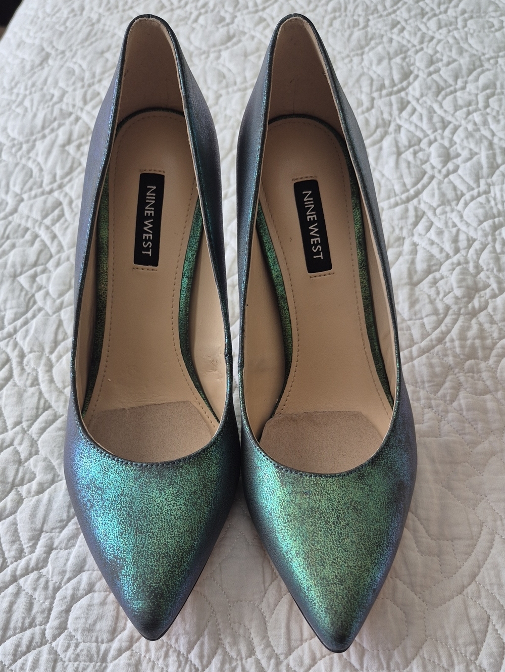 Nine West Iridescent Green-Blue Pointed Toe Pumps